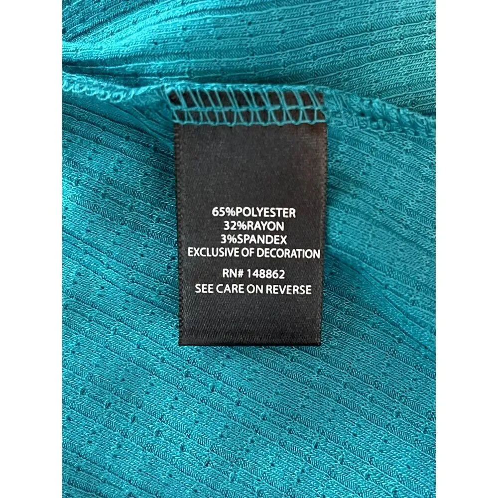 Torrid Textured Jersey V-Neck Crochet Swing Tank Top Biscay Bay Blue Size 2 NWT - Picture 9 of 10